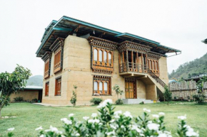 Spirit Village Lodge